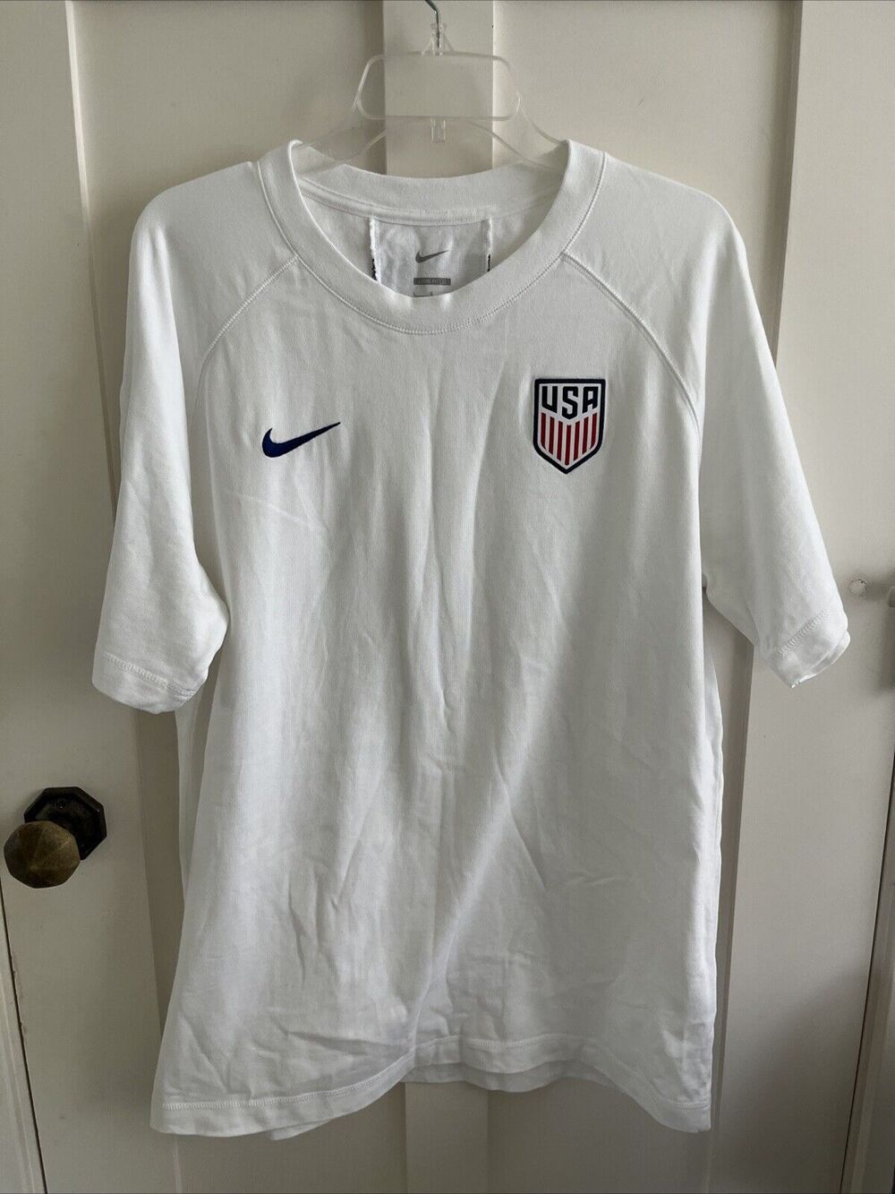 EUC Nike Men's National Team USA 2022-2023 Soccer Dri-fit Travel Tee shirt L